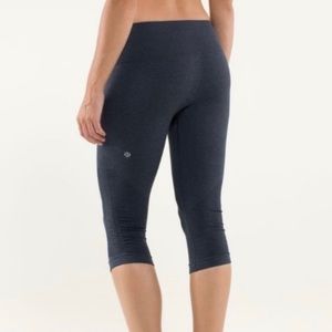 Lululemon In the Flow Crop Leggings Sz 8